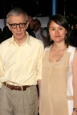 Woody allen ve yakında yi previn
