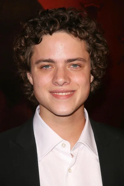 Douglas Smith — Stockfoto