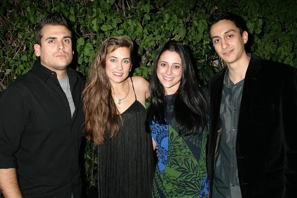 Time Chonacas e Katie Chonacas con Anna Chonacas e Dave Lopera — Foto Stock