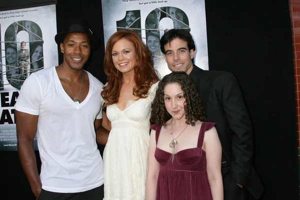 McKinley Freeman and Rachel Boston with Senta Moses and Aaron Michael Metchik at the Los Angeles Sneak Peek Screening of 'Ten Years Later'. Majestic Crest Theatre, Los Angeles, CA. 07-16-09 — Stockfoto