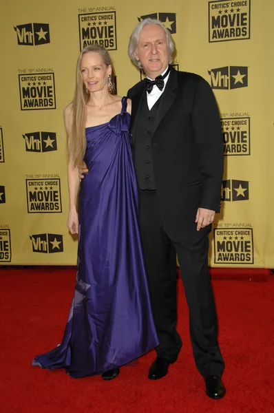 Suzy Amis and James Cameron — Stock Photo, Image