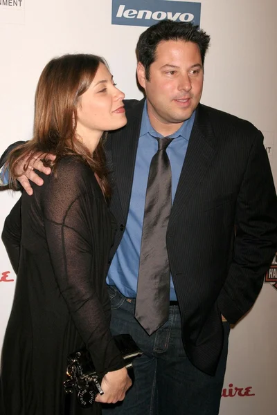 Greg Grunberg and wife Elizabeth — ストック写真