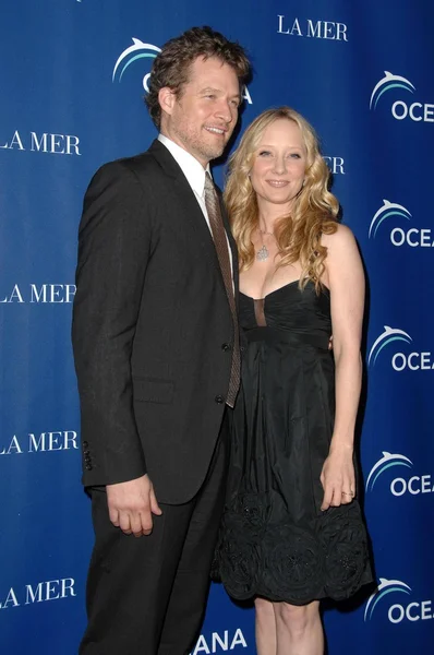 James Tupper and Anne Heche — Stock Photo, Image