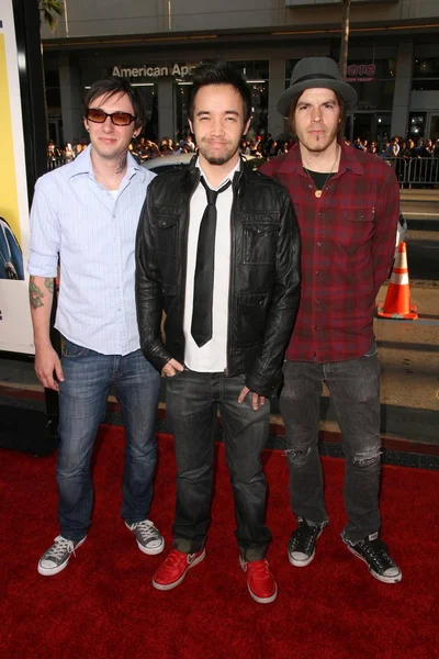 Hoobastank bei der Los-Engel-Premiere von "beobachten und berichten". grauman 's Chinese Theatre, hollywood, ca. 04-06-09 — Stockfoto