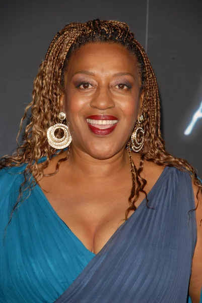 CCH Pounder at the Los Angeles Premiere of 'Avatar,' Chinese Theater, Hollywood, CA. 12-16-09 — Stok fotoğraf