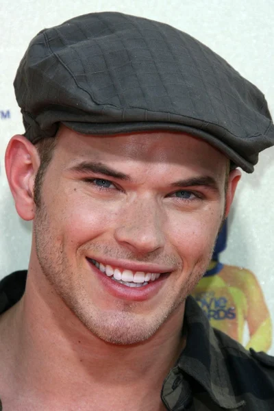 Kellan lutz — Photo