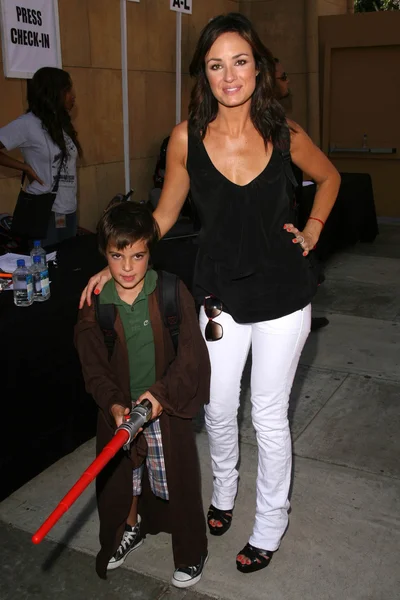 Catt Sadler et son fils — Photo