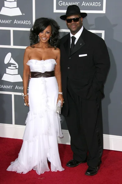 Jimmy jam och hustru lisa på 51: a årliga grammy awards. Staples center, los angeles, ca. 02-08-09 — Stockfoto