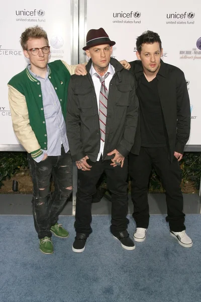 Josh Madden com Benji Madden e Joel Madden no Sony Cierge e The Richie-Madden Children 's Foundation UNICEF Benefit. Myhouse, Los Angeles, CA. 03-23-09 — Fotografia de Stock