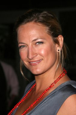 Zoe Bell