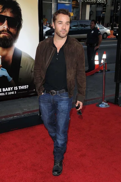 Jeremy Piven no Los Angeles Premiere de 'The Hangover'. Grauman 's Chinese Theatre, Hollywood, CA. 06-02-09 — Fotografia de Stock