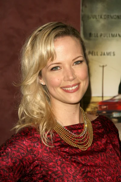 Pell james bei der Los-Engel-Premiere von "Überwachung". das Wahrzeichen, los angeles, ca. 15.06.09 — Stockfoto