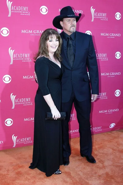 Trace Adkins and wife Rhonda — Stock Photo, Image