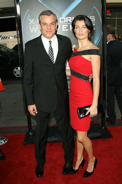 Danny Huston and Lyne Renee at the Industry Screening of 'X-Men Origins Wolverine'. Grauman's Chinese Theater, Hollywood, CA. 04-28-09 — Stok fotoğraf