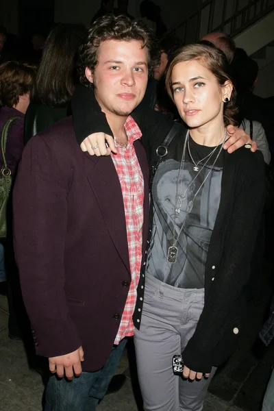 Katie Chonacas di VIP Screening of 'Machete Joe'. Paramount Studios, Hollywood, CA. 01-30-09 — Stok Foto