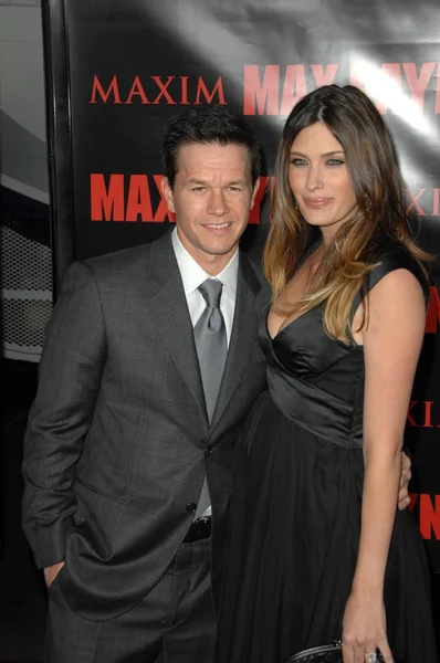 Mark Wahlberg and Rhea Durham — Stock Photo, Image