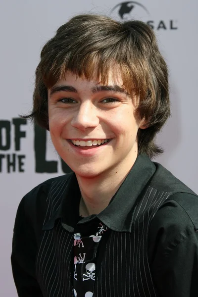 Logan Manus bei der Premiere von "Land der Verlorenen". grauman 's Chinese Theatre, hollywood, ca. 30.05. — Stockfoto