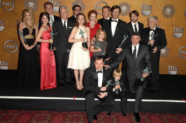 Cast of 'Mad Men' in the Press Room at the 15th Annual Screen Actors Guild Awards. Shrine Auditorium, Los Angeles, CA. 01-25-09 — Stock fotografie