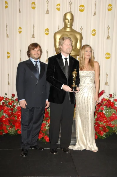 Jack Black avec Andrew Stanton et Jennifer Aniston — Photo