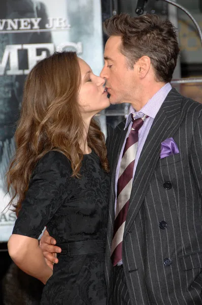 Robert downey jr. och susan levin — Stockfoto