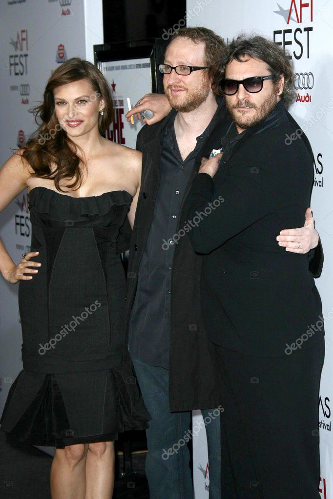 Vinessa Shaw with James Gray and Joaquin Phoenix Stock Editorial