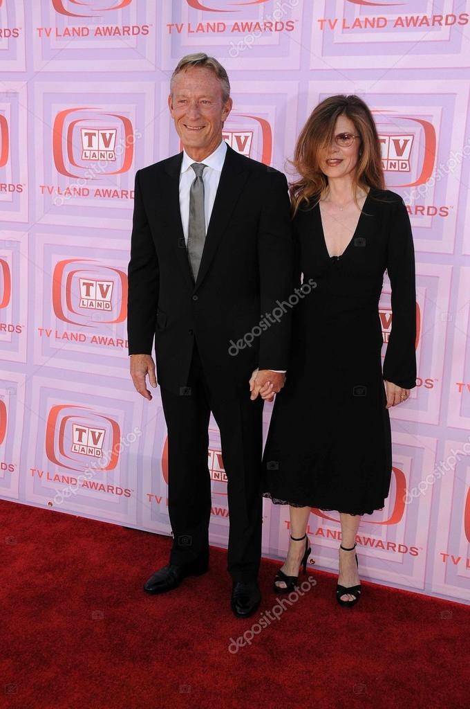 Ted Shackelford and wife Stock Editorial Photo © s_bukley