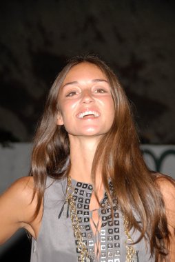 Caroline d'amore yeni op 