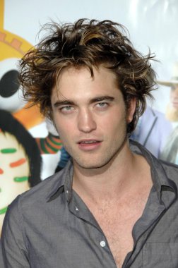 Robert Pattinson