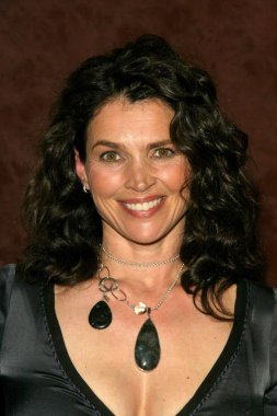 Julia Ormond