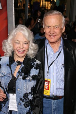 buzz Aldrin ve karım lois