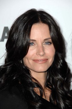 Courteney cox