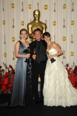 Kate winslet sean penn ve penelope cruz basın odasında 81 yıllık Akademi Ödülleri. Kodak Tiyatrosu, hollywood, ca. 02-22-09