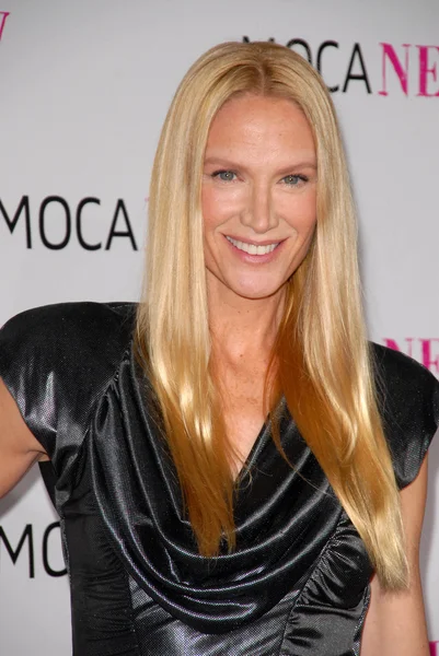 Kelly lynch bei der moca new 30 anniversary gala, moca grand avenue, los angeles, ca. 14.11.2009 — Stockfoto