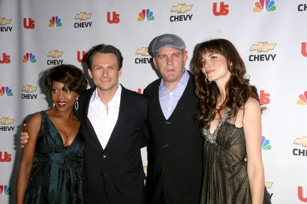 Alfre woodard ve christian slater ile mike omalley ve saffron burrows en kötü düşmanı kendi için Gala partisinde. el sanatları, los angeles, ca. 10-04-08 — Stok fotoğraf