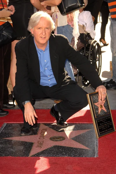 James Cameron at the induction ceremony for James Cameron into the Hollywood Walk of Fame, Hollywood Blvd, Hollywood, CA. 12-18-09 — 图库照片