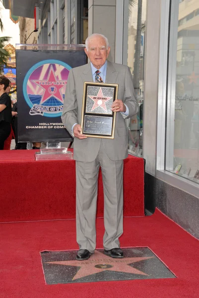 Yargıç Joseph Wapner Yargıç Joseph Wapner Içine Hollywood Walk Fame — Stok fotoğraf