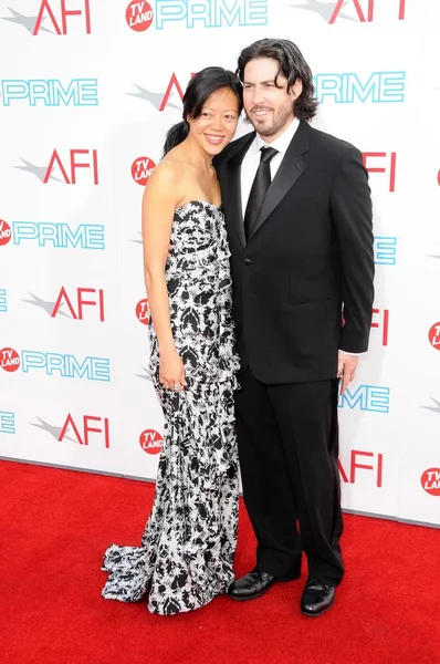 Michele Lee y Jason Reitman en la 37ª edición de los premios anuales AFI Lifetime Achievement Awards. Sony Pictures Studios, Culver City, CA. 06-11-09 —  Fotos de Stock