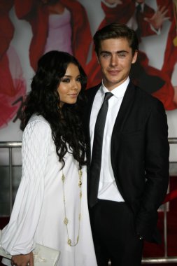Vanessa anne hudgens ve zac efron
