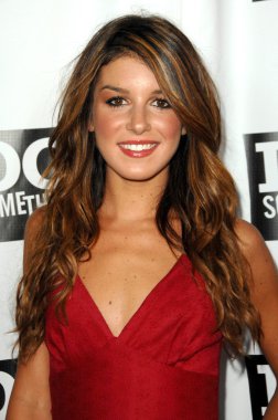 Shenae Grimes