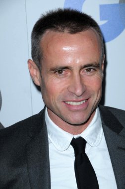 Tom kahverengi
