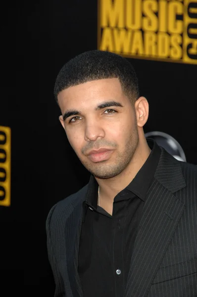 Drake at the 2009 American Music Awards Arrivals, Nokia Theater, Los Angeles, CA. 11-22-09 — Fotografia de Stock