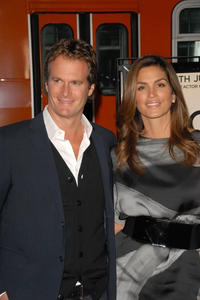 Rande Gerber and Cindy Crawford at the AFI Fest 2009 Closing Night Gala Screening of "A Single Man," Chinese Theater, Hollywood, CA. 11-05-09 — Stock Photo, Image