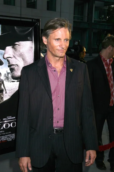 Viggo Mortensen — Photo