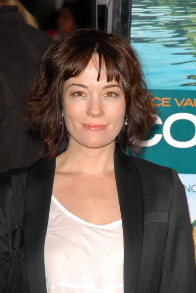 Natasha Gregson Wagner at the Los Angeles Premiere of 'Couples Retreat'. Mann's Village Theatre, Westwood, CA. 10-05-09 — Stock Photo, Image