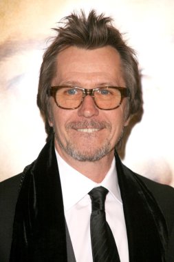 Gary Oldman
