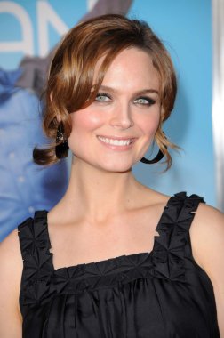 Emily Deschanel