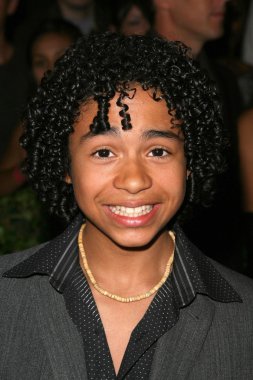 Noah Gray-Cabey