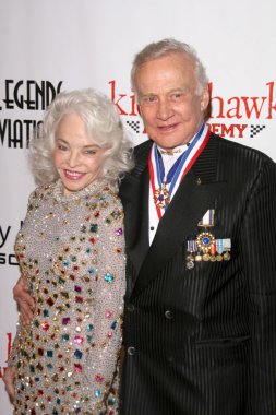 buzz Aldrin ve karım lois, 6 yıllık 'yaşayan efsaneler Havacılık' ödül töreni. beverly hilton hotel, beverly hills, ca. 01-22-09