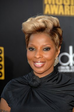 Mary J. Blige at the 2009 American Music Awards Arrivals, Nokia Theater, Los Angeles, CA. 11-22-09