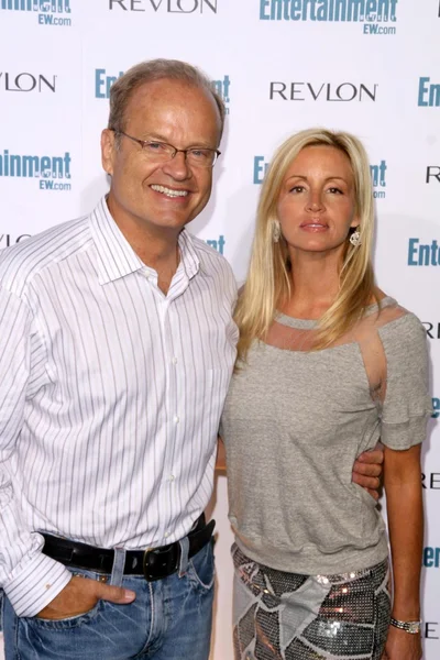 Kelsey grammer och camille grammatik på entertainment weeklys 6: e årliga pre-emmy fest. Beverly hills post office, beverly hills, ca. 09-20-08 — Stockfoto